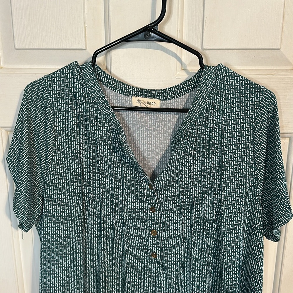 Blue Mood Green top size 2x - Picture 2 of 4